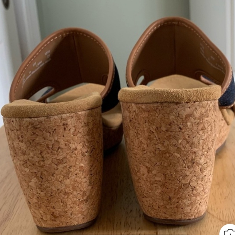 Clarks Cream and Blue Denim Wedge Shoes - Picture 4 of 15